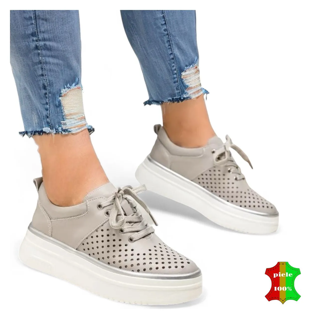 Baskets grises en cuir véritable perforé, semelle haute blanche |VOZY|