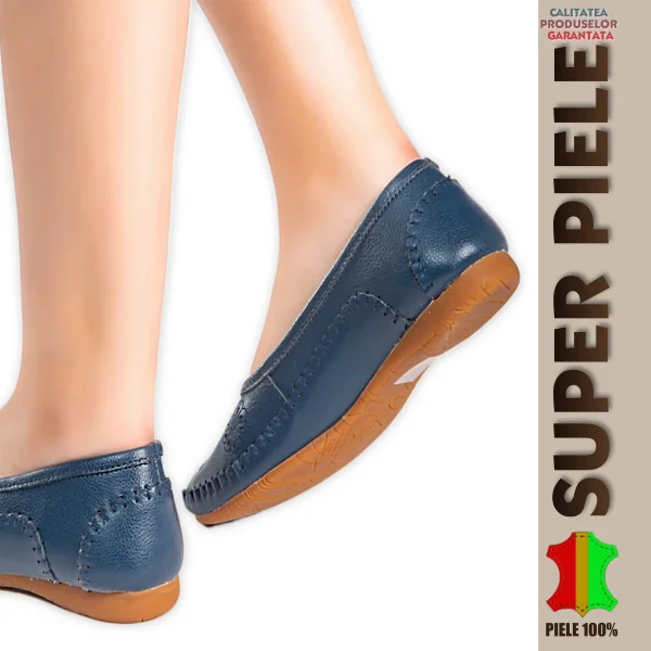 bailarinas y mocasinesMocasines azul oscuro con perforaciones florales | Rozana | - Piel auténtica