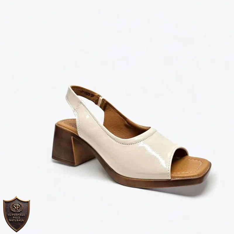 sandali beige lucidi con tacchi spessi in pelle naturale |lokasio|