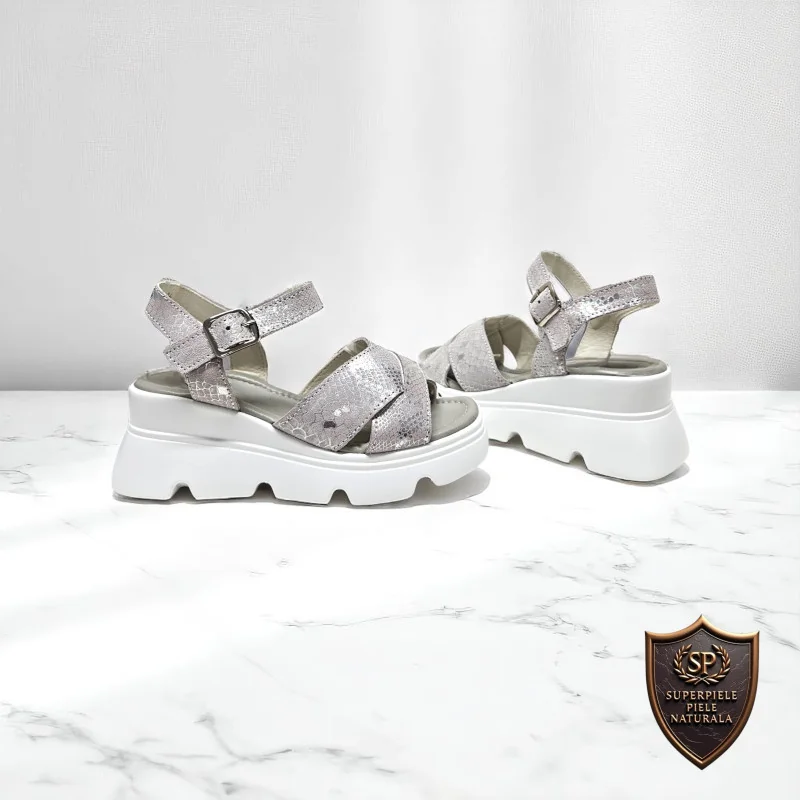 Damensandalen, naturgraues Leder, dicke Sohle und Schnallenverschluss |RODRIVOZ|