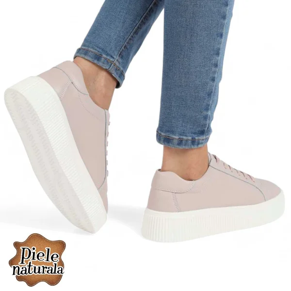 Schwarze Lackleder-Loafer mit niedrigem Absatz |LORAVIZ|