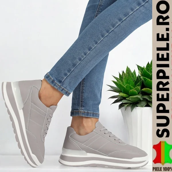 Chaussons femme en cuir véritable marron avec talon épais et perforations extérieures