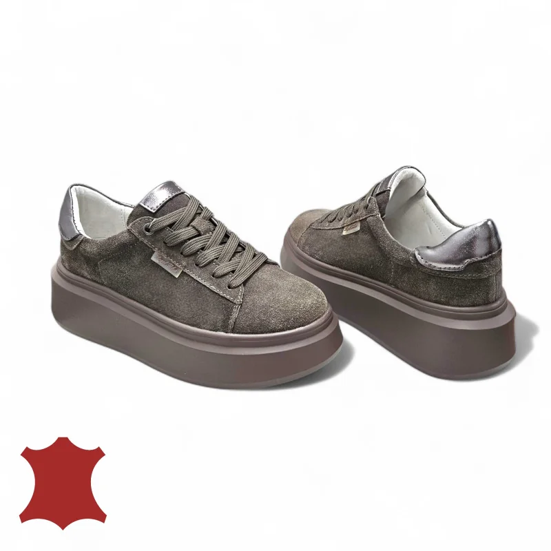 Scarpe casual da donna in pelle scamosciata naturale marrone con punta rotonda e chiusura lacci F002-444